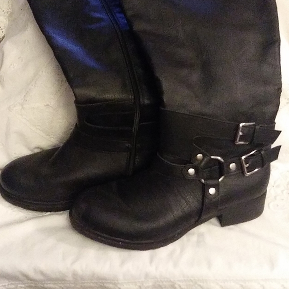 Black Motorcycle Boots Faux Leather Silver Accents - Picture 2 of 7